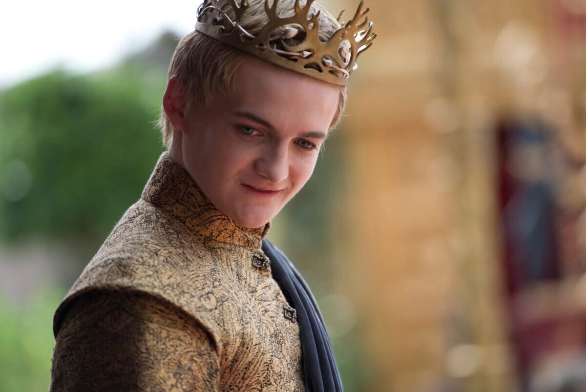 Jack Gleeson jako Joffrey Baratheon v Game of Thrones (Hra o trůny).