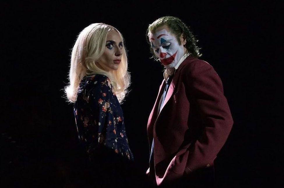 Lady Gaga a Joaquin Phoenix ve filmu Joker: Folie à Deux.